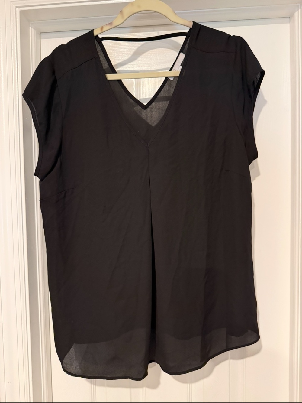 DR2 Black V-Neck‎ Cap Sleeve Blouse size XL